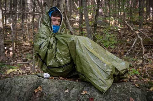 ARB SOL EMERGENCY BIVVY W/ - TENDER CORD & E WHISTLE ODGRN